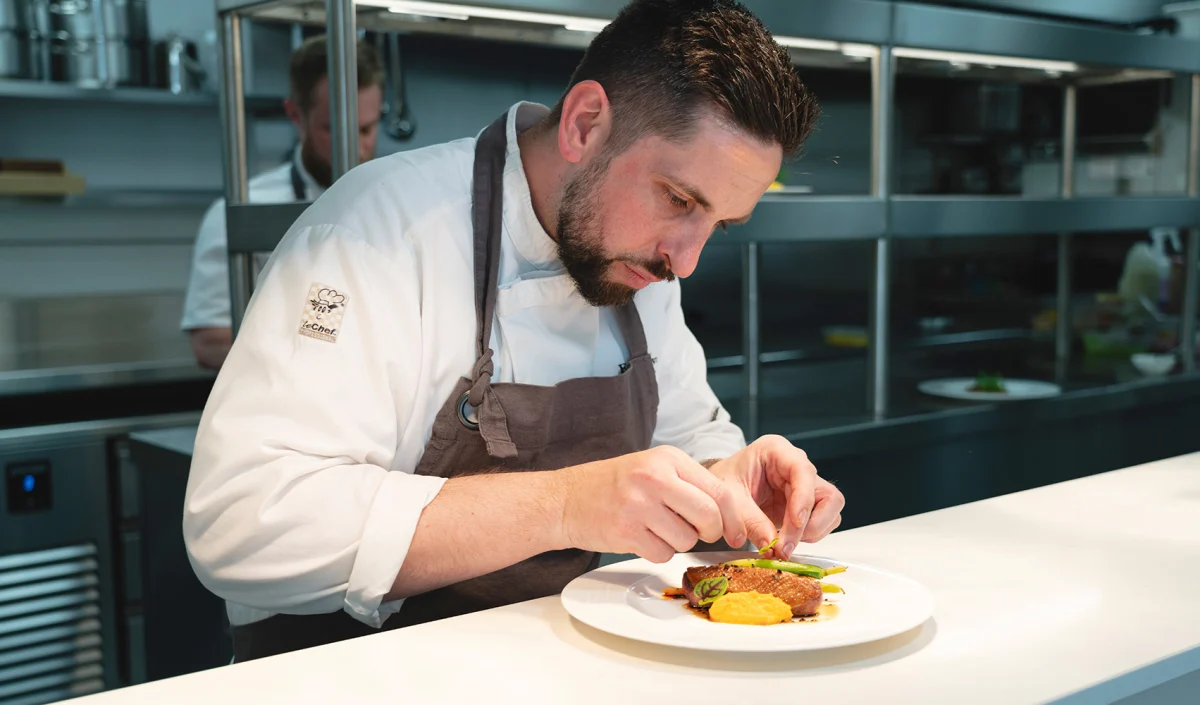 Exquisite-nurtitious-dining-at-the-1150-Club